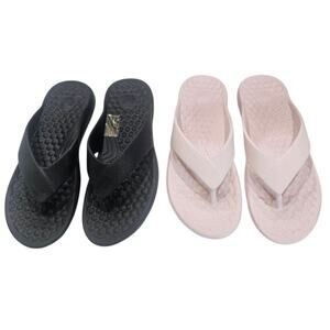 Lot of Two Pairs Joybee Flip Flops Women's Size 6
